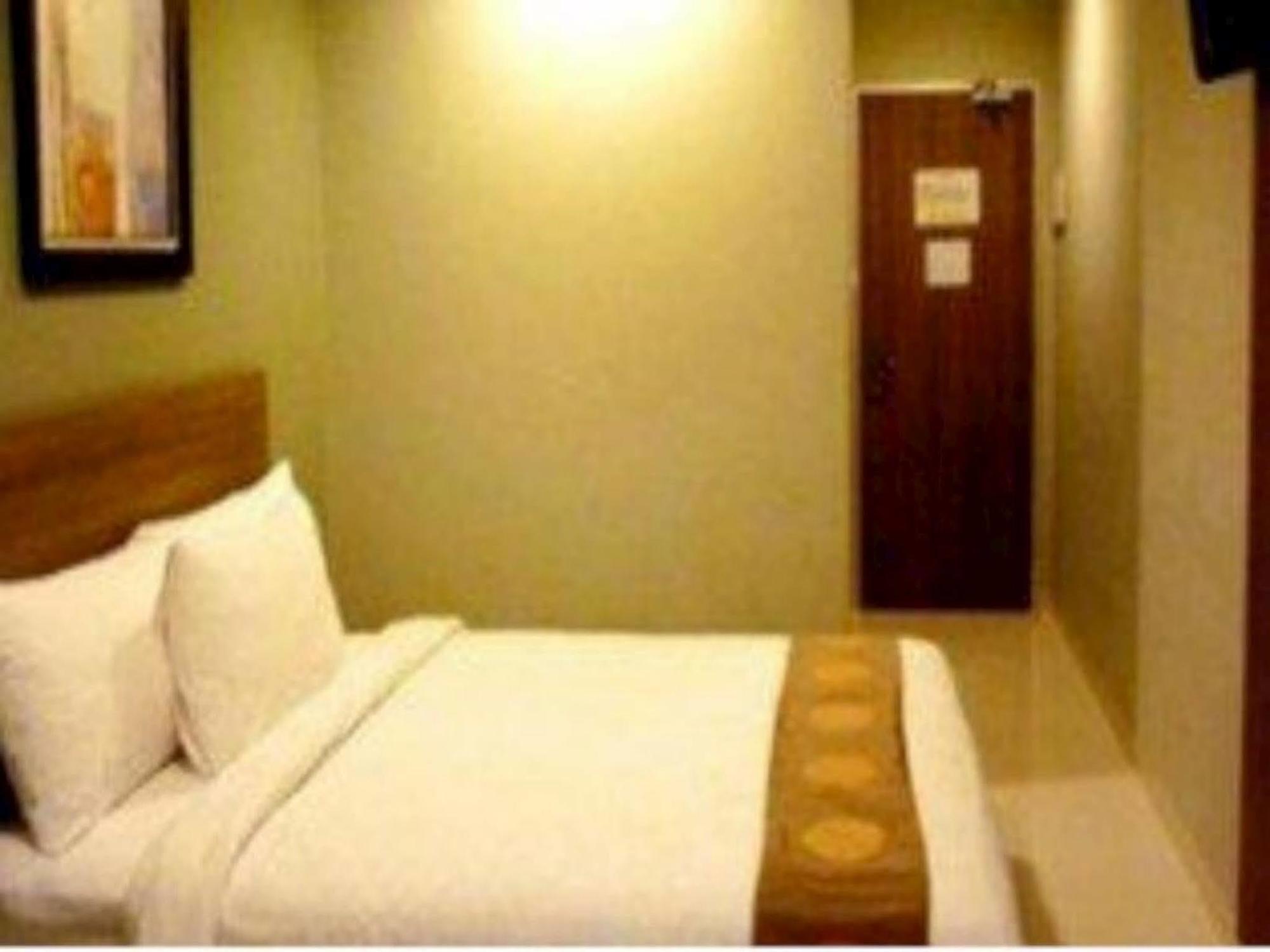 My Hotel 자카르타 외부 사진